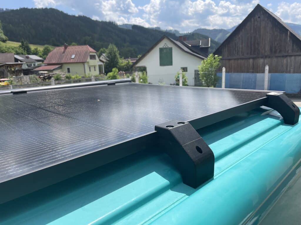 T5-PV-Halterung-PLA-Befestigung-PA6-CF-Nr12-1024x768 Robuste PV‑Modul Halterung für den VW T5: Von der ersten Idee bis zum serienreifen PA6‑CF Bauteil